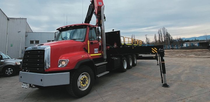 CAMION PLUMA 15 TON.